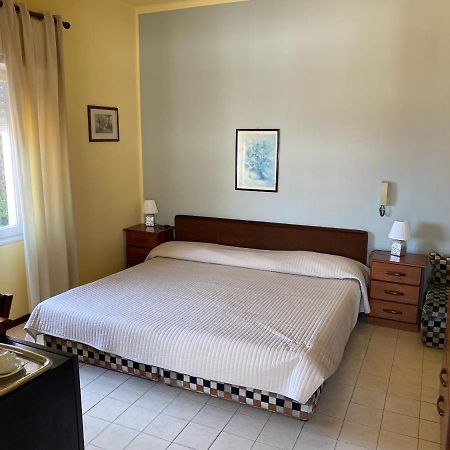 Hotel Nettuno Diano Marina Eksteriør bilde