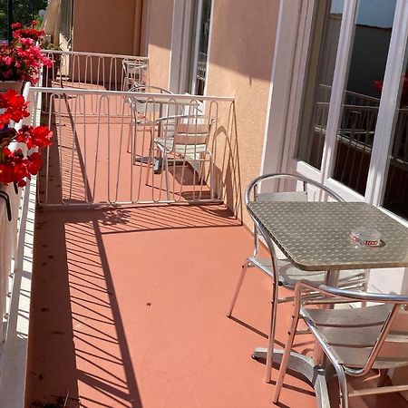 Hotel Nettuno Diano Marina Eksteriør bilde