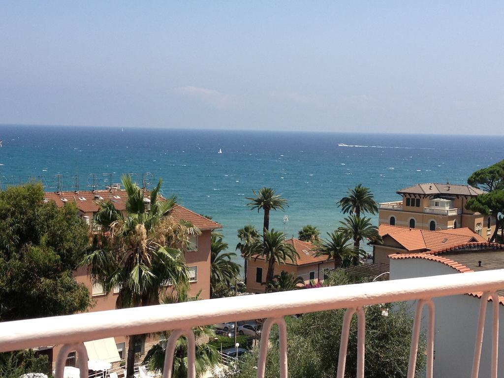 Hotel Nettuno Diano Marina Eksteriør bilde