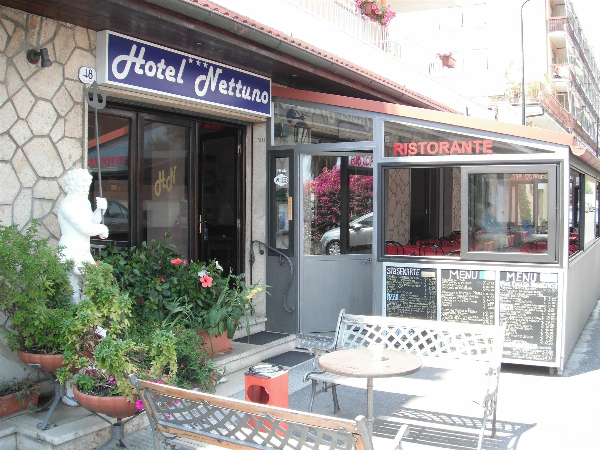 Hotel Nettuno Diano Marina Eksteriør bilde