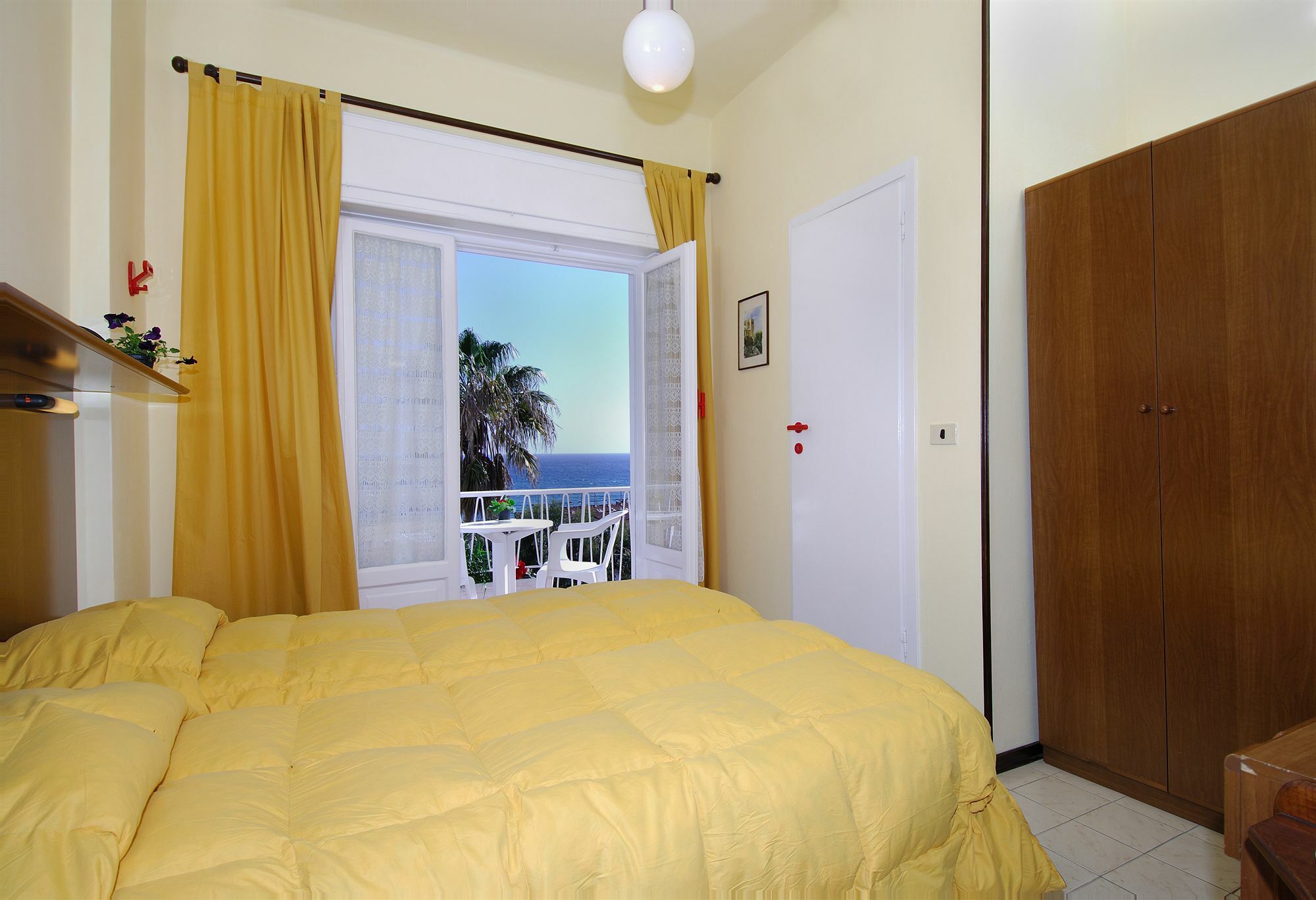 Hotel Nettuno Diano Marina Eksteriør bilde