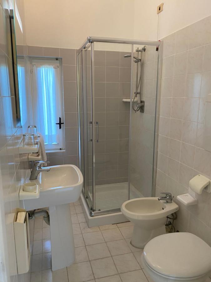 Hotel Nettuno Diano Marina Eksteriør bilde